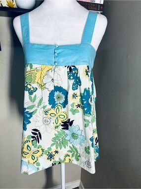 Aqua-Trim Floral & Butterfly Sleeveless Top